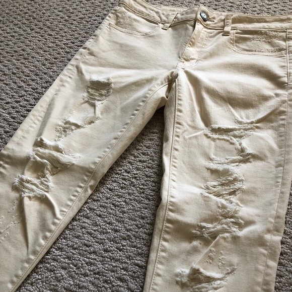 American Eagle-Super Stretch-Destroyed-Cream-sz 6 - Picture 2 of 5